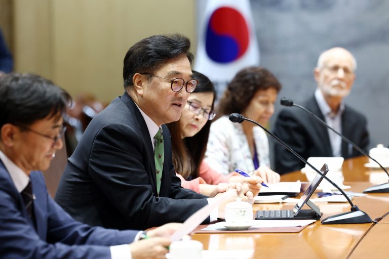 Meeting with the Speaker of the National Assembly of Korea