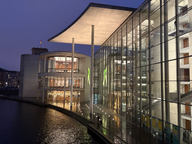 Crash Course on Parliamentary Democracy for Colorado students